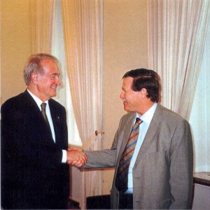 Ari Lipinski mit Bundespräsident Johannes Rau, Berlin 2001
